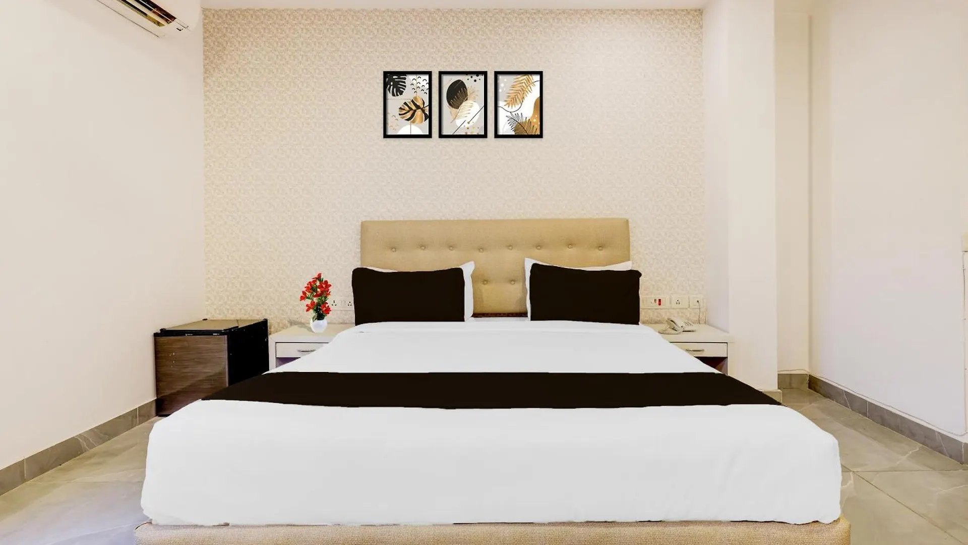 Super Townhouse T Block Sector 24 Hotell Gurgaon