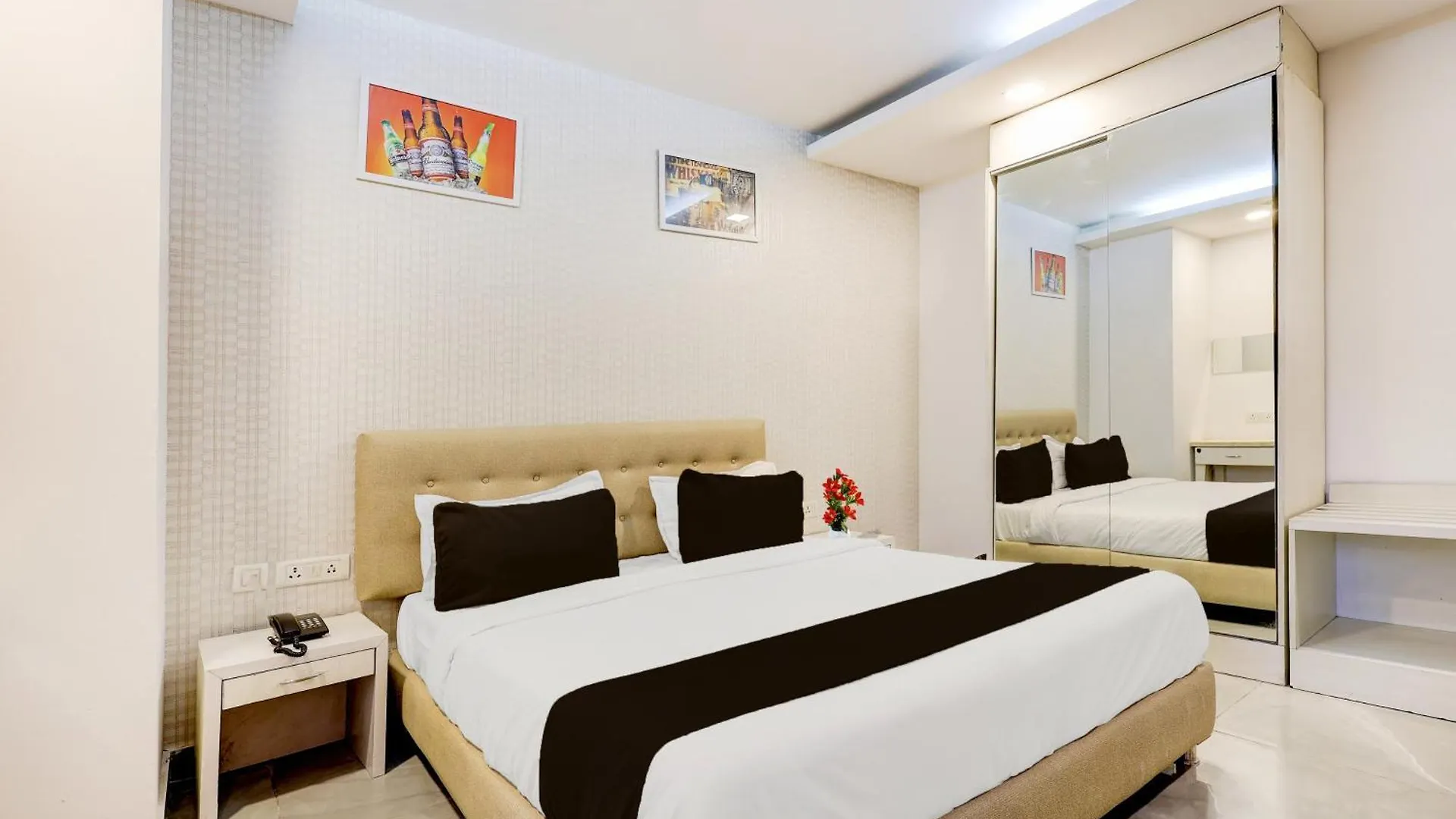 Super Townhouse T Block Sector 24 Hotell Gurgaon